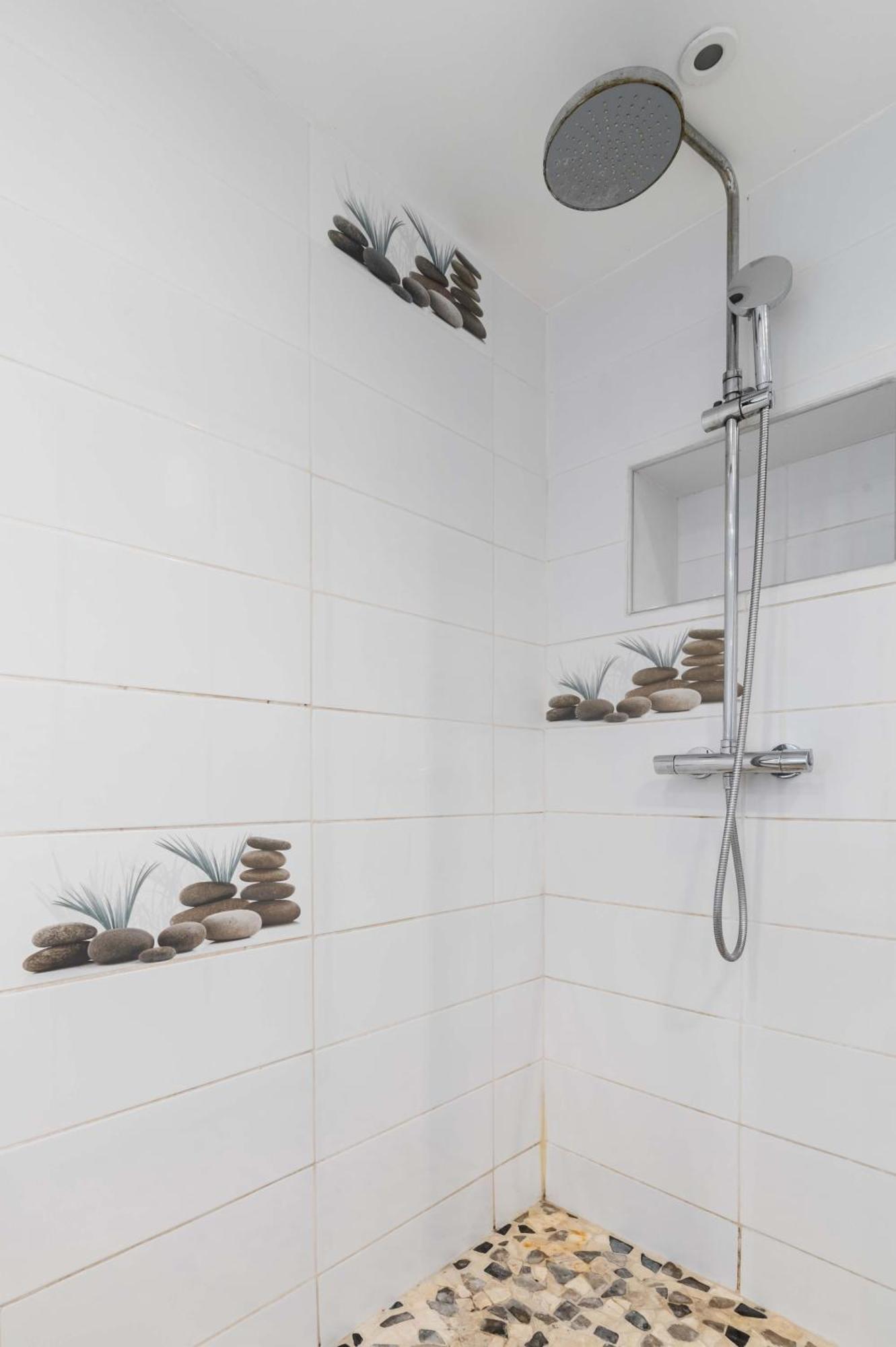 Villa Romainville Paris Pour 8 Personnes - Flat-Guest Ngoại thất bức ảnh